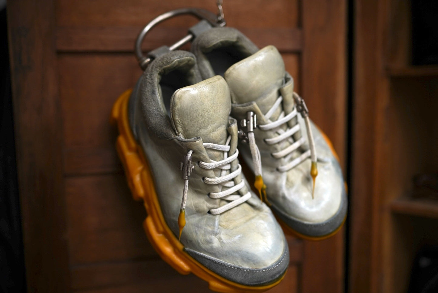 ICED PAPER DART HANDLED LOW TOP ドリップ加工レザースニーカー / Carol Christian Poell(キャロルクリスチャンポエル)