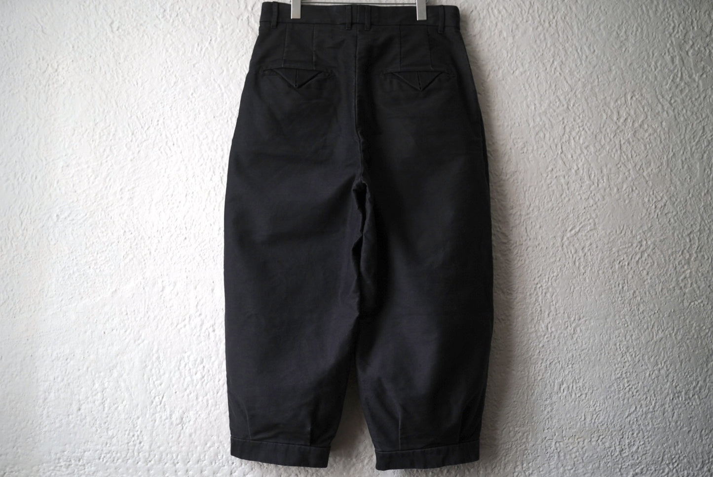 23AW GOSSE Two Tucked Trousers モールスキントラウザーズパンツ / KLASICA(クラシカ)