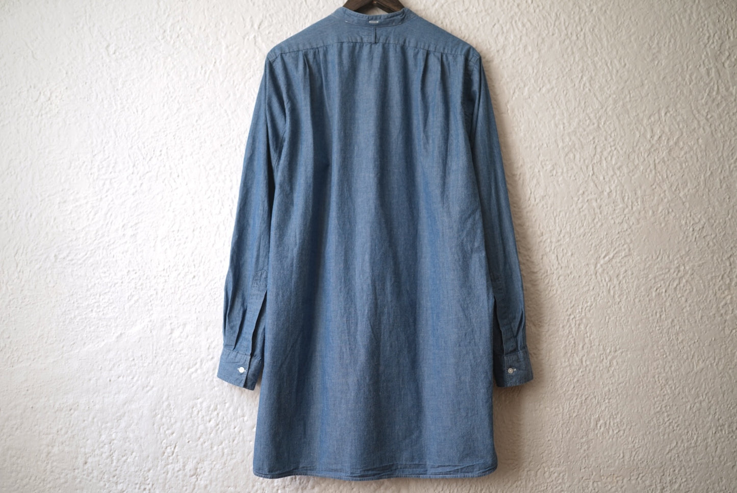 23SS SHIRT023 ROB バンドカラーシャンブレーシャツ / HEUGN(ユーゲン)