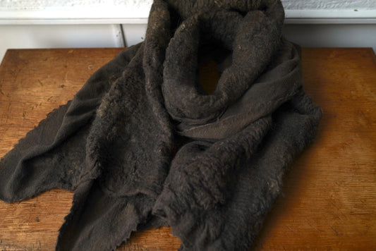 纏う布 大判ウールストール カーキ / BIEK VERSTAPPEN(ビークファースタッペン)