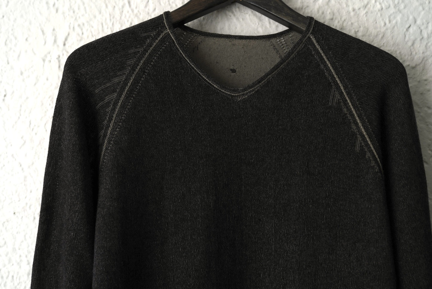 Vネックウールニットセーター / LABEL UNDER CONSTRUCTION(レーベルアンダーコンストラクション)