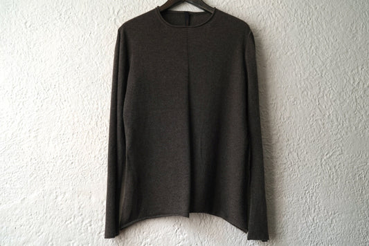 ウールカシミヤクルーネックニットセーター / forme d'expression(フォルメデエクスプレッション)