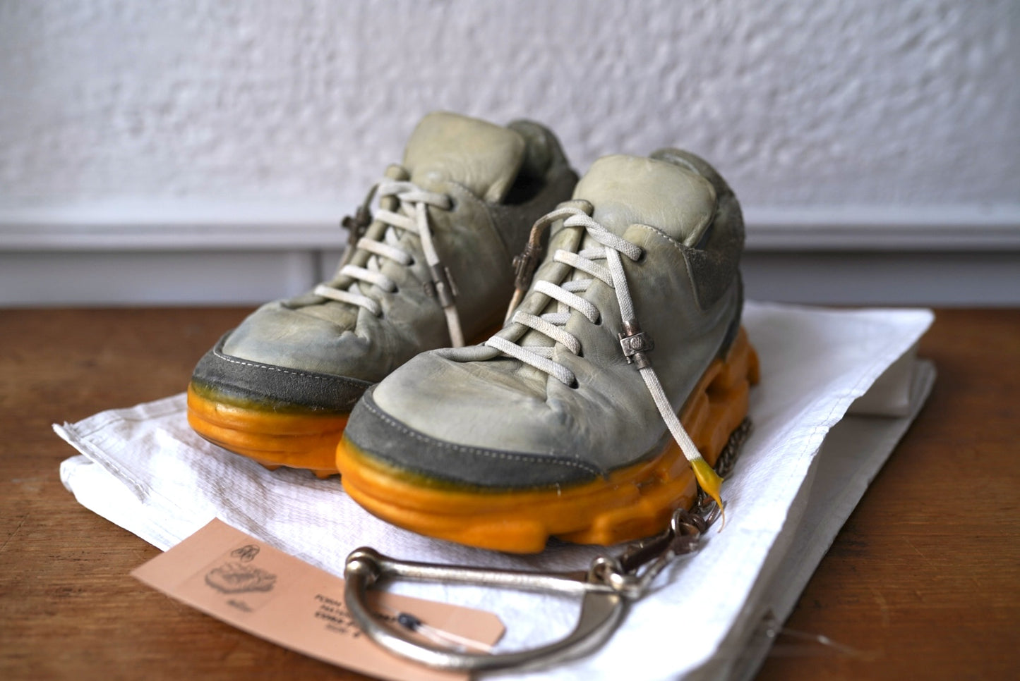 ICED PAPER DART HANDLED LOW TOP ドリップ加工レザースニーカー / Carol Christian Poell(キャロルクリスチャンポエル)