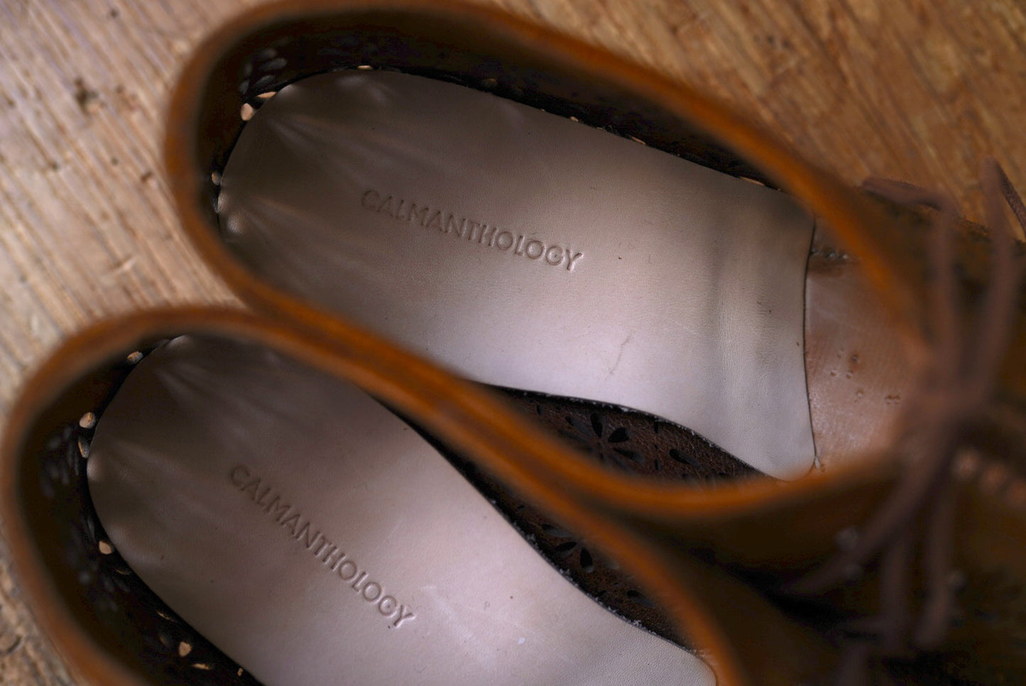 24SS STYLE.8_016 CORD CUT 透かし模様クードゥーレザーシューズ / CALMANTHOLOGY(カルマンソロジー)