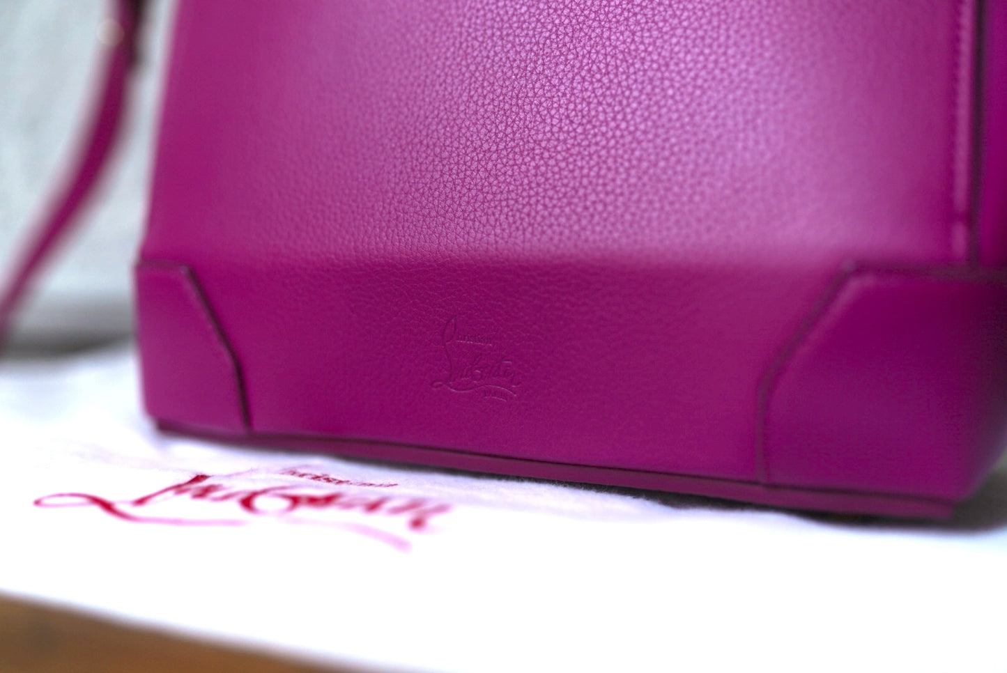 エロイーズ 2WAYハンドバッグ / Christian Louboutin(クリスチャンルブタン)