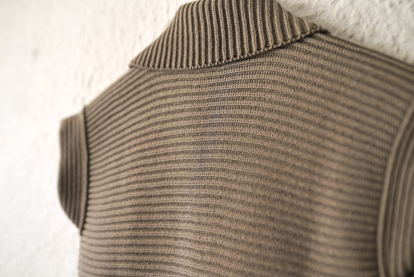 コットンノースリーブニットセーター / C.P COMPANY(シーピーカンパニー)