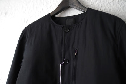 20AW 塩縮コットンキュプラ中綿ノーカラージャケット / 山内