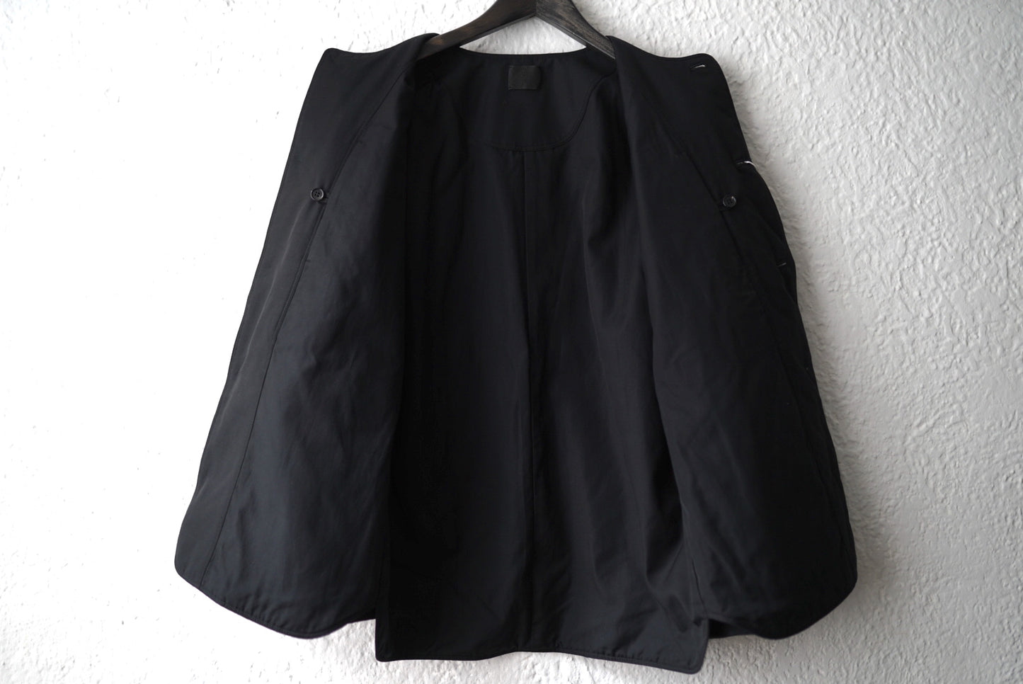 20AW 塩縮コットンキュプラ中綿ノーカラージャケット / 山内