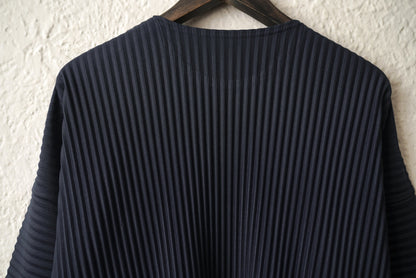 25SS MONTHLY COLOR JANUARY MIDNIGHT BLUE プリーツ長袖トップス / ISSEY MIYAKE HOMME PLISSE(イッセイミヤケ オムプリッセ)