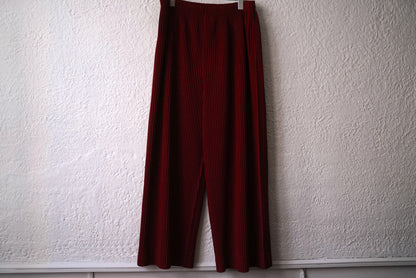 24AW プリーツイージーワイドパンツ ボルドー / ISSEY MIYAKE HOMME PLISSE(イッセイミヤケオムプリッセ)