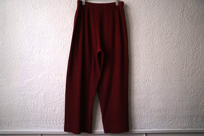 24AW プリーツイージーワイドパンツ ボルドー / ISSEY MIYAKE HOMME PLISSE(イッセイミヤケオムプリッセ)