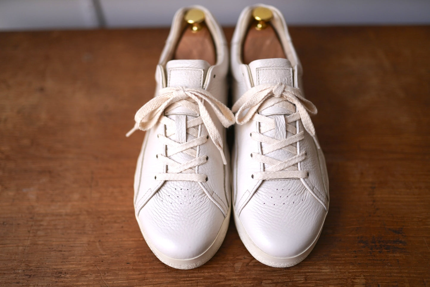 ORONGO DEERSKIN LATTE ディアスキンスニーカー ホワイト / AFOUR(エーフォー)