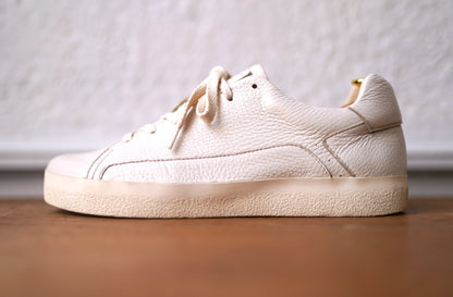 ORONGO DEERSKIN LATTE ディアスキンスニーカー ホワイト / AFOUR(エーフォー)