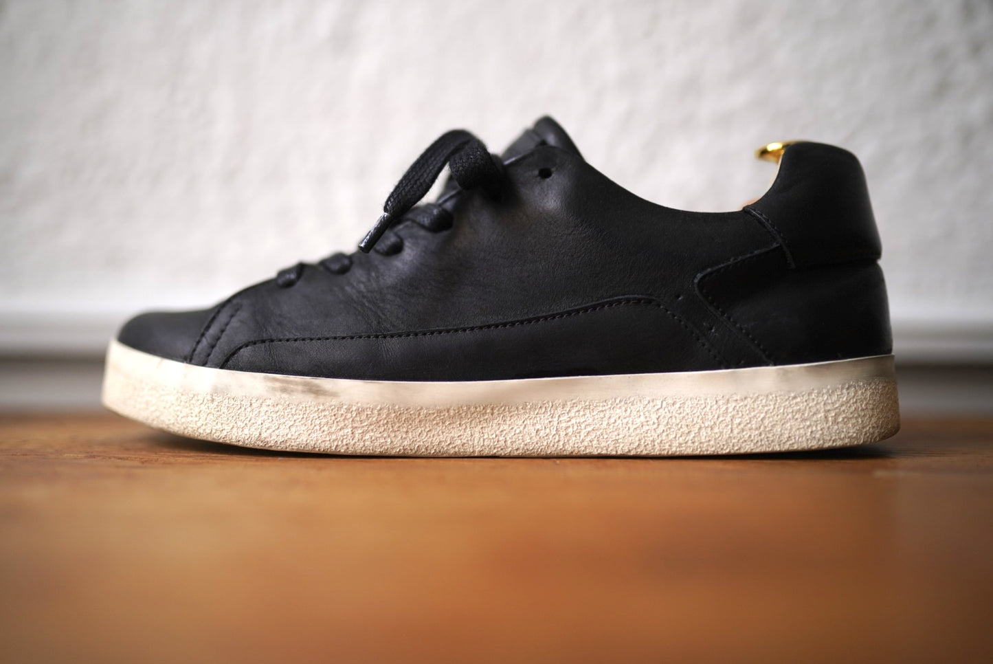 Orongo Matt Black オイルヌバックレザーローカットスニーカー / AFOUR(エーフォー)