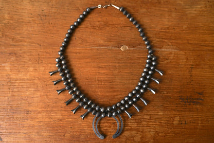 Navajo ナバホ族 シャドーボックス スカッシュブロッサム シルバーネックレス / Vintage(ヴィンテージ)