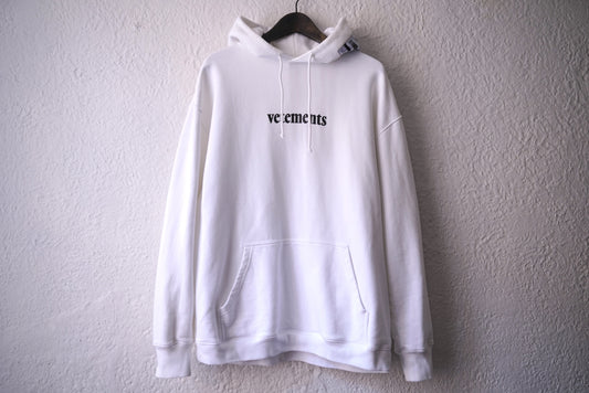 20SS Postage Hoodie コットンプルオーバーフーディ パーカー / VETEMENTS(ヴェトモン)