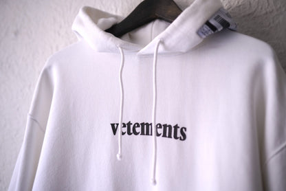 20SS Postage Hoodie コットンプルオーバーフーディ パーカー / VETEMENTS(ヴェトモン)