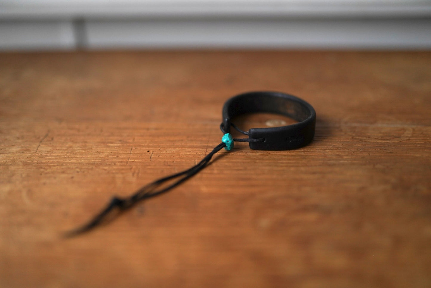 金メタルつきレザーブレスレット / goro's(ゴローズ)