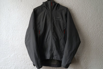 Beta SL Jacket GORE-TEX ナイロンマウンテンパーカー / ARC'TERYX(アークテリクス)