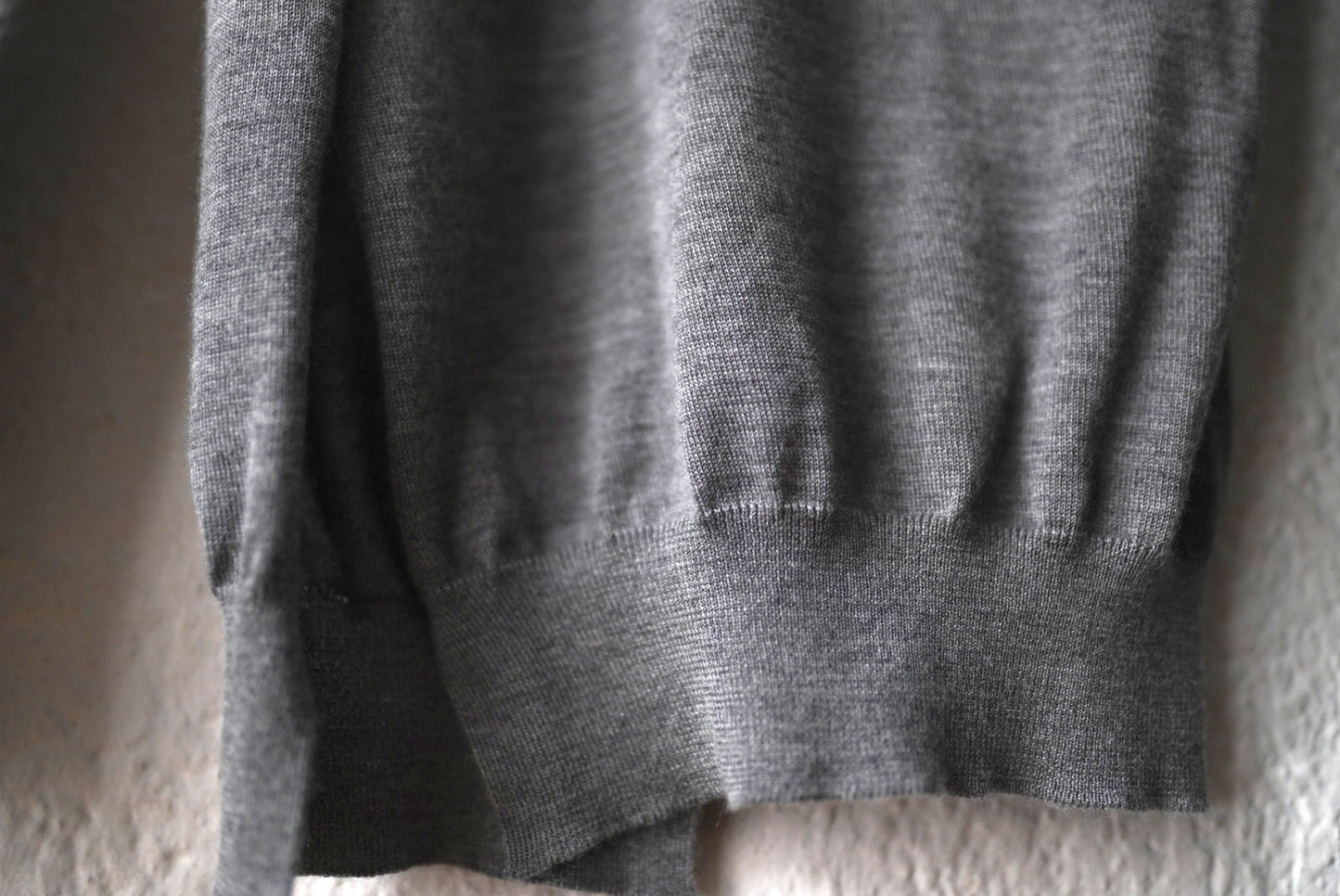 23SS NOMI TOP カシミヤタートルネックニットセーター / THE ROW(ザロウ)