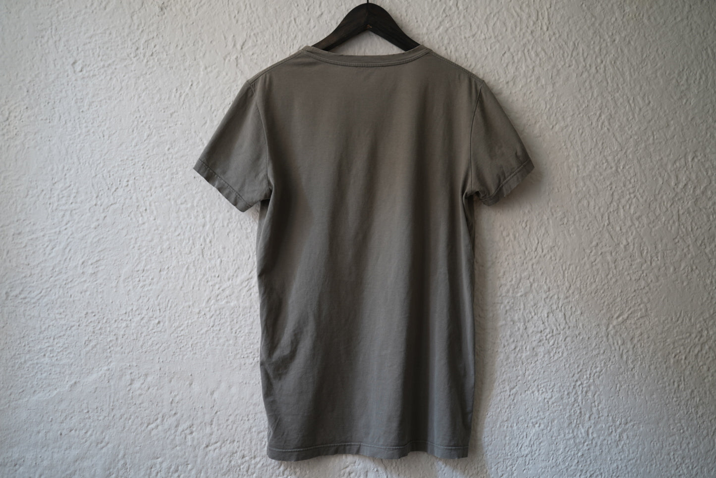 デカルナン期 クラッシュ加工半袖Tシャツ / BALMAIN(バルマン)