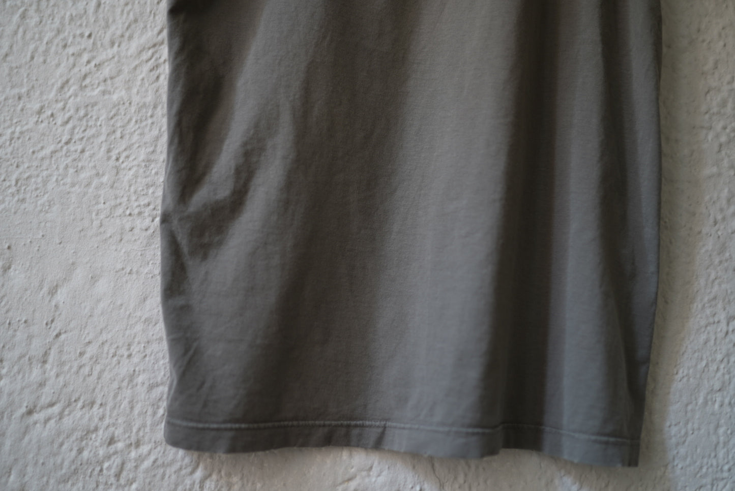 デカルナン期 クラッシュ加工半袖Tシャツ / BALMAIN(バルマン)