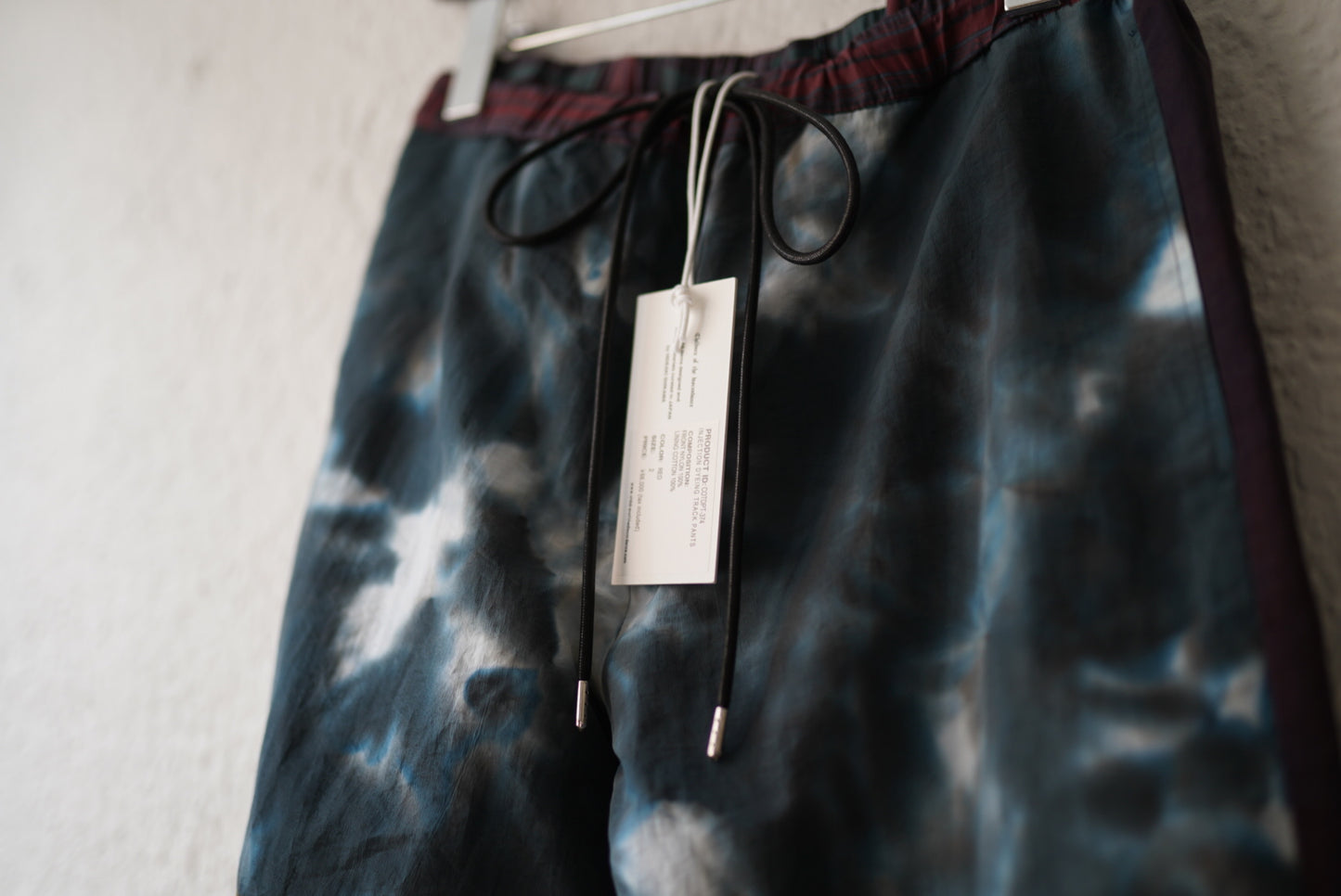 21AW INJECTION DYEING TRACK PANTS レッド / Children of the discordance(チルドレンオブザディスコーダンス)