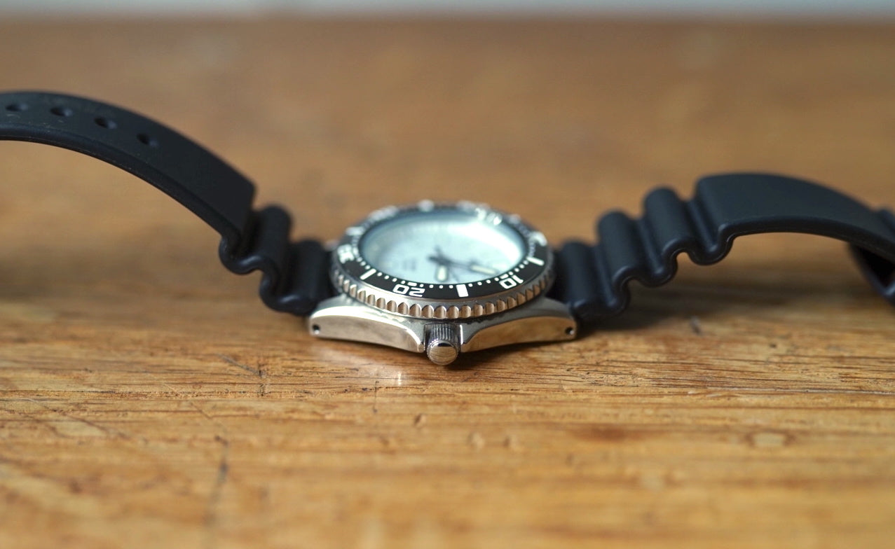 30周年記念 SEIKO アクアフォース ソーラー腕時計 / STUSSY(ステューシー)