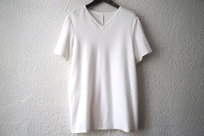 Vネック鹿の子Tシャツ ホワイト / Project by H(プロジェクトバイエイチ)
