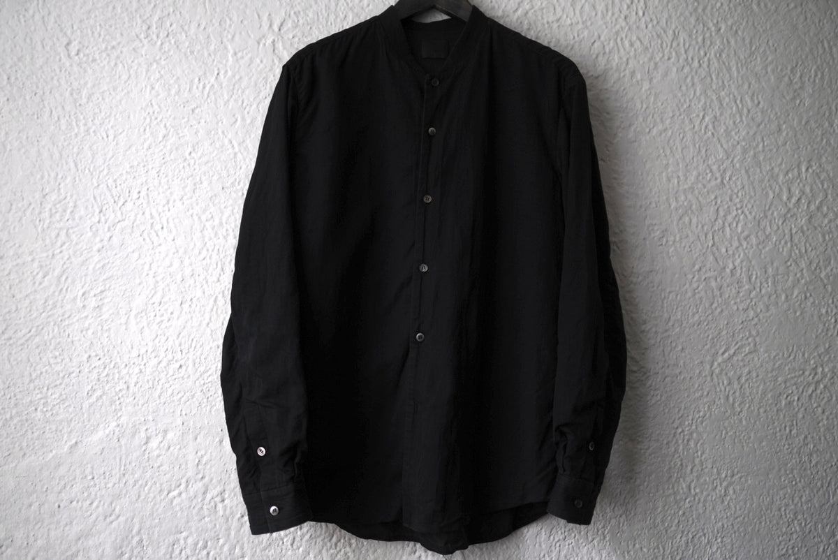 18AW 塩縮加工コットンリネンノーカラーシャツ ブラック / 山内