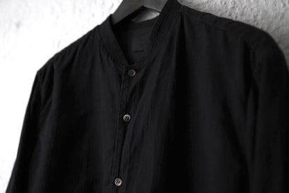 18AW 塩縮加工コットンリネンノーカラーシャツ ブラック / 山内