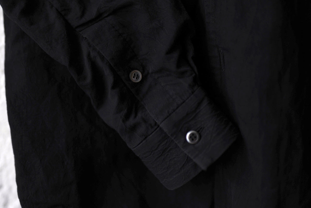 18AW 塩縮加工コットンリネンノーカラーシャツ ブラック / 山内