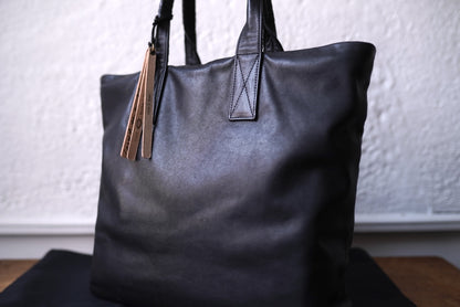 24AW 2handle tote L ゼオライト鞣しレザートートバッグ / Cornelian Taurus(コーネリアンタウラス)