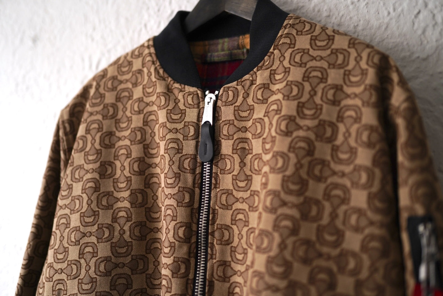 23SS ALPHA INDUSTRIES ×SLAM JAM ホースビット柄ボンバージャケット / GUCCI(グッチ)