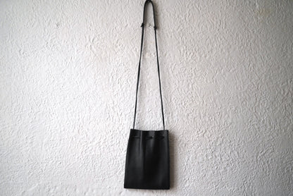 23AW PG63 SHOULDER S レザーショルダーバッグ サコッシュ / AETA(アエタ)