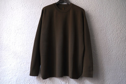 20AW 32G SMOOTH WOOL CREW NECK クルーネックニットセーター カーキ / BATONER(バトナー)