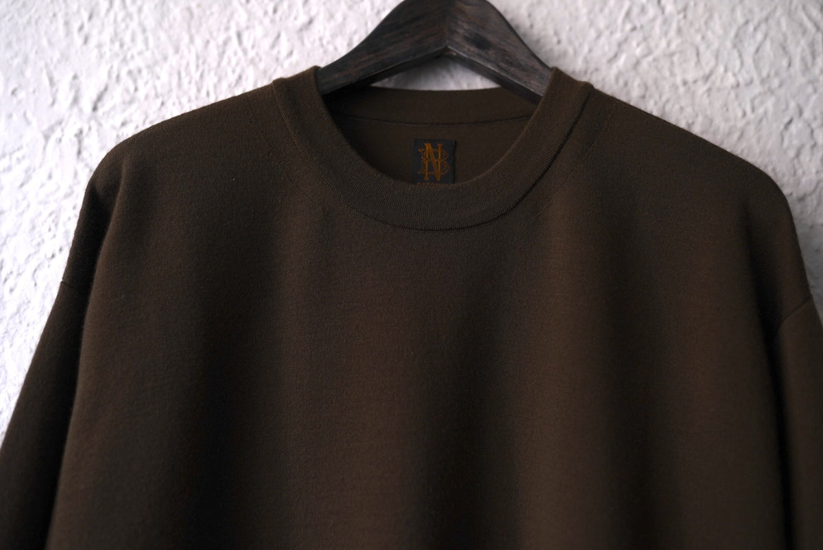 20AW 32G SMOOTH WOOL CREW NECK クルーネックニットセーター カーキ / BATONER(バトナー)