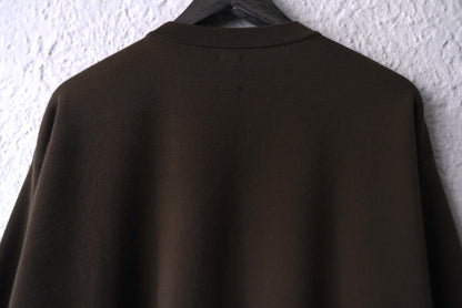 20AW 32G SMOOTH WOOL CREW NECK クルーネックニットセーター カーキ / BATONER(バトナー)
