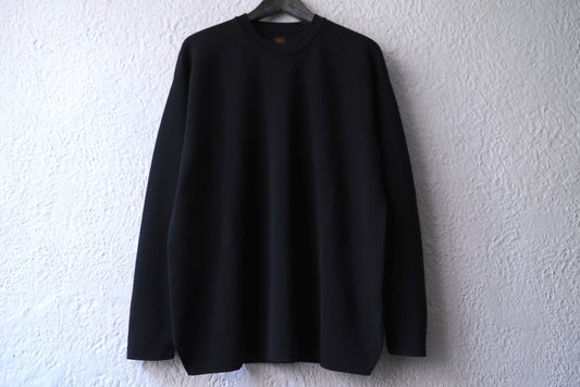 20AW 32G SMOOTH WOOL CREW NECK クルーネックニットセーター ブラック / BATONER(バトナー)