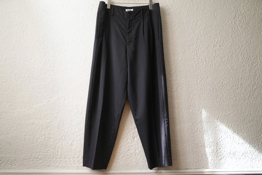 2タックウールトラウザーズパンツ / AUBETT(オーベット)