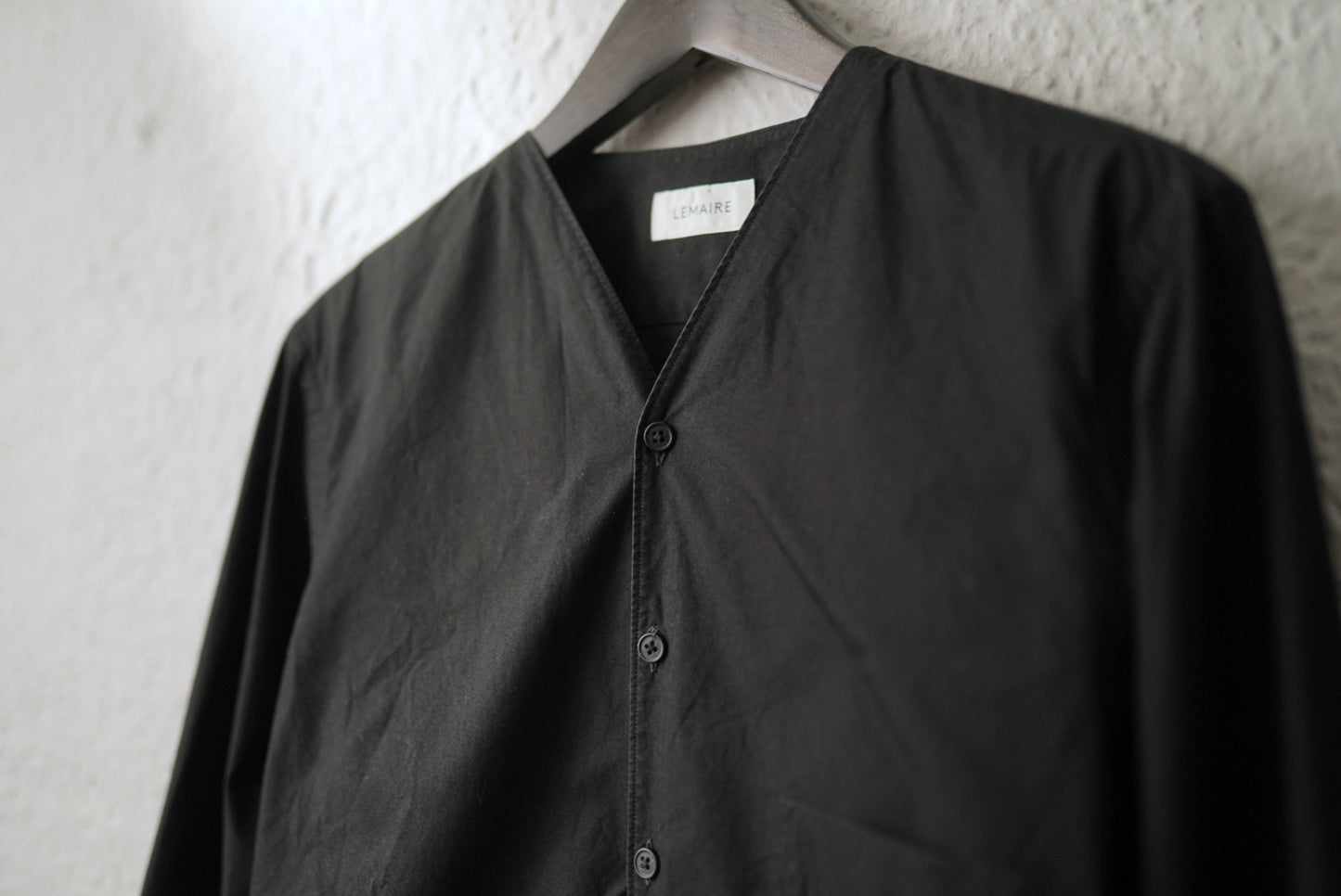 V-Neck Shirt Vネックコットンシャツ ブラック / LEMAIRE(ルメール)