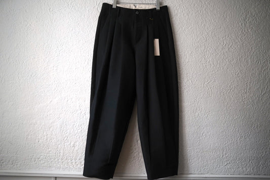 26SS PANTS045 3プリーツシルクコットンワイドテーパードトラウザーズパンツ / calmlence(カームレンス)