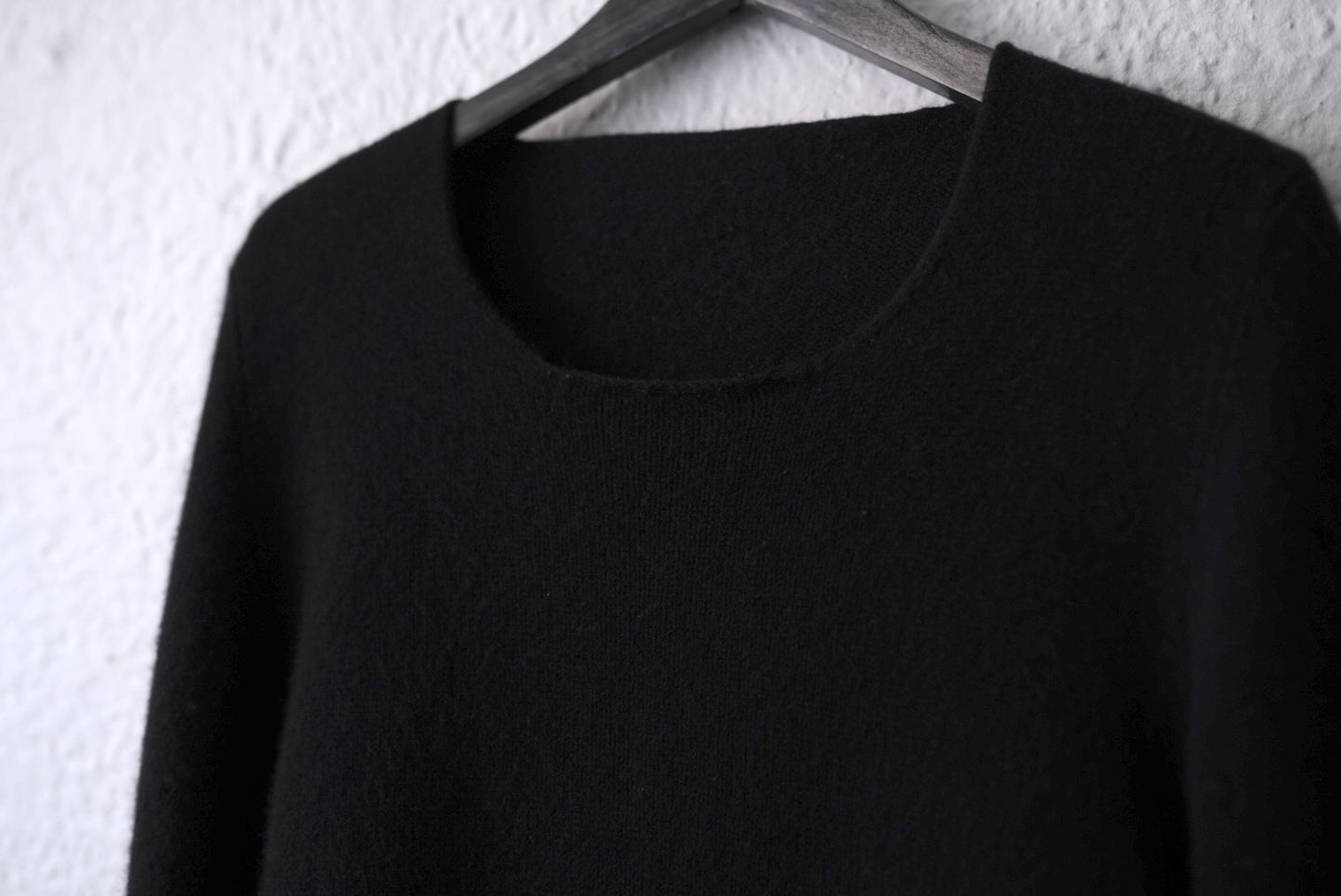 カシミヤクルーネックニットセーター / LABEL UNDER CONSTRUCTION(レーベルアンダーコンストラクション)