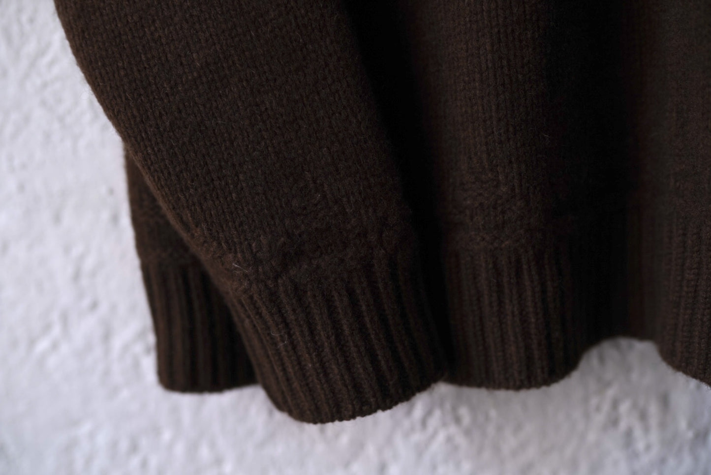 23AW KNIT001 ヤクウールクルーネックニットセーター / calmlence(カームレンス)