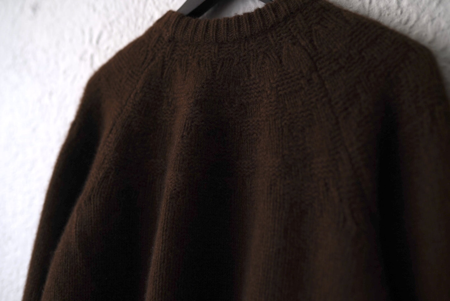 23AW KNIT001 ヤクウールクルーネックニットセーター / calmlence(カームレンス)