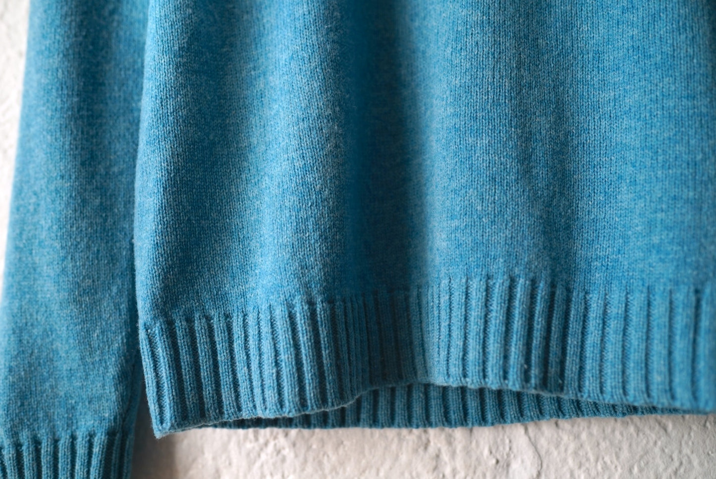 23AW クルーネックニットセーター ブルー / Q Retailor