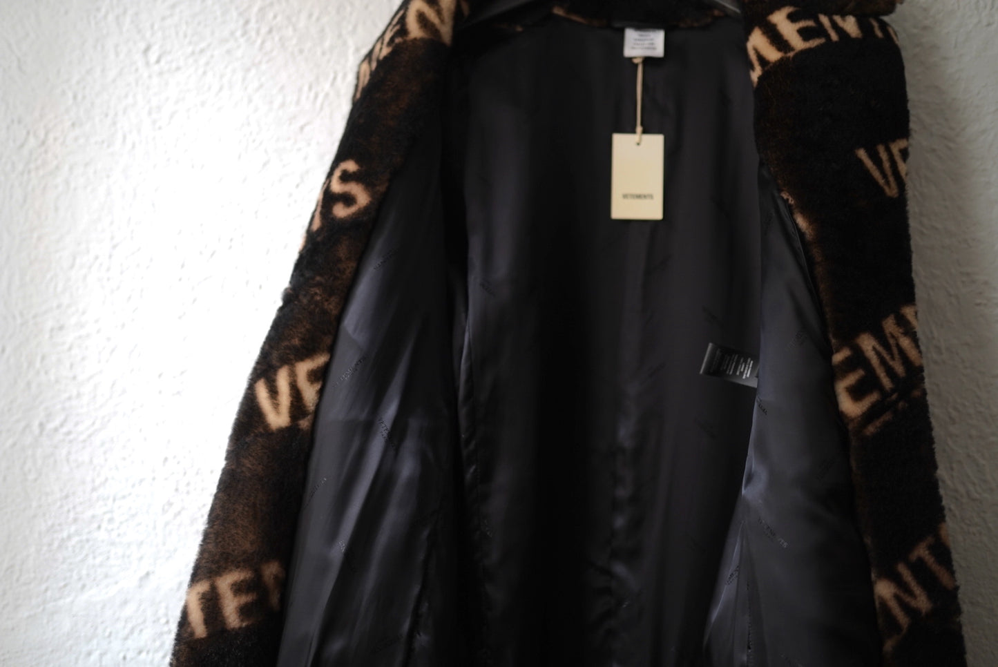 20AW EXTRA SOFT SHEARLING COAT 総柄シェアリングムートンコート / VETEMENTS(ヴェトモン)